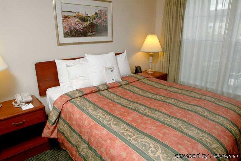 Homewood Suites By Hilton Erie Kearsarge Værelse billede