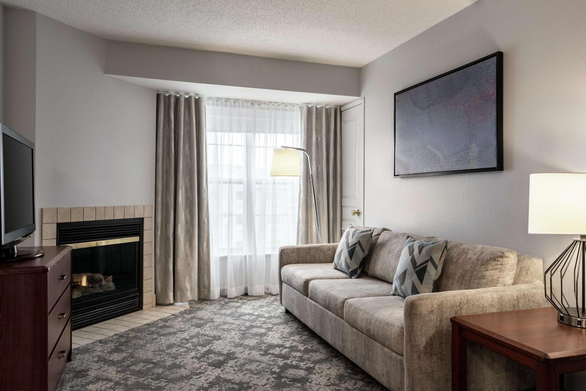 Homewood Suites By Hilton Erie Kearsarge Eksteriør billede