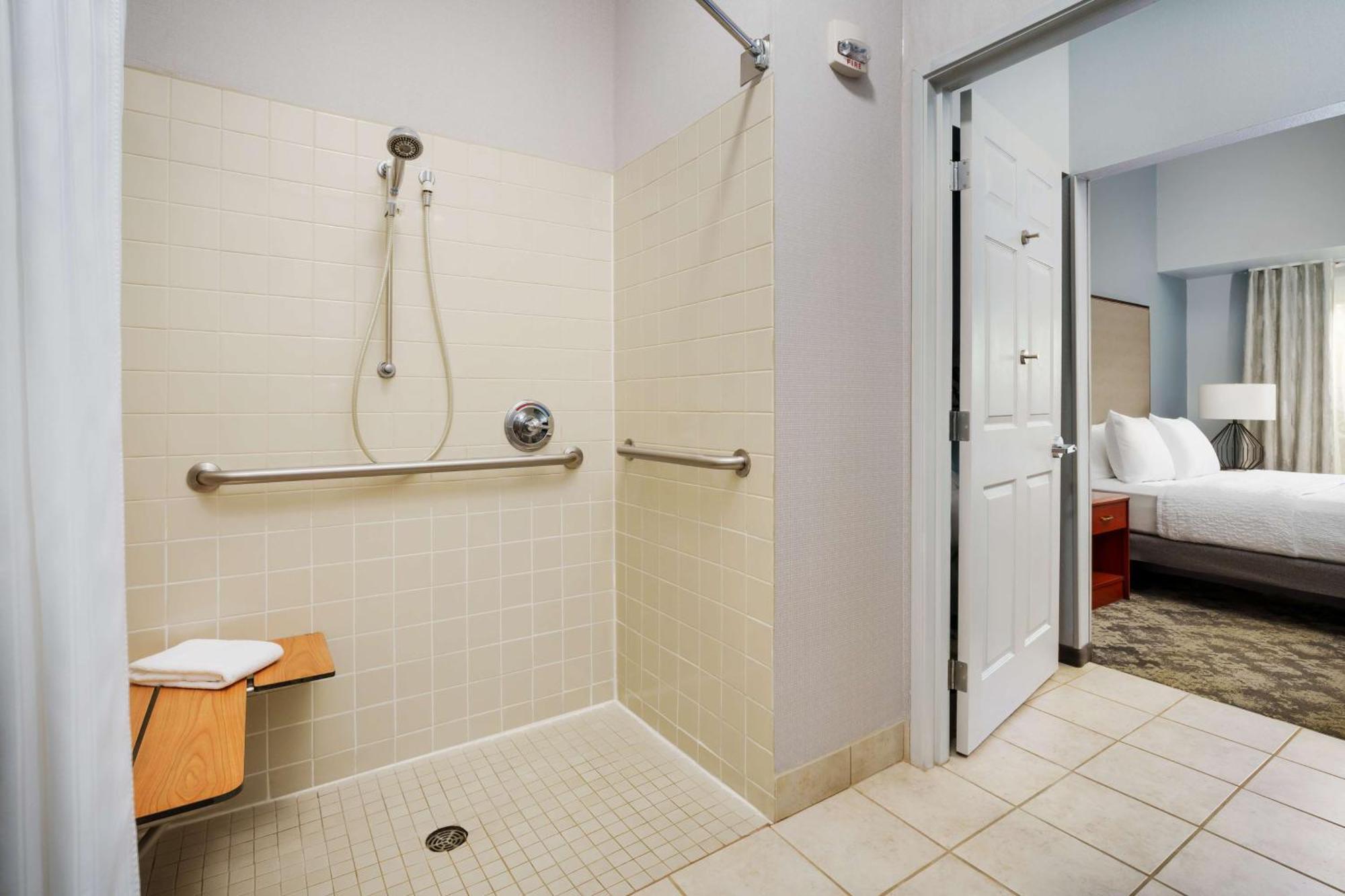 Homewood Suites By Hilton Erie Kearsarge Eksteriør billede
