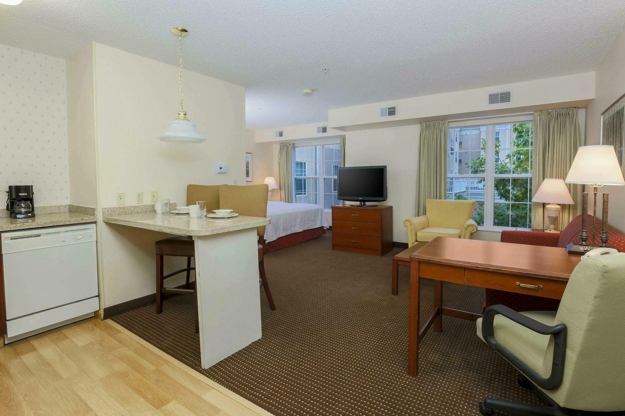 Homewood Suites By Hilton Erie Kearsarge Eksteriør billede