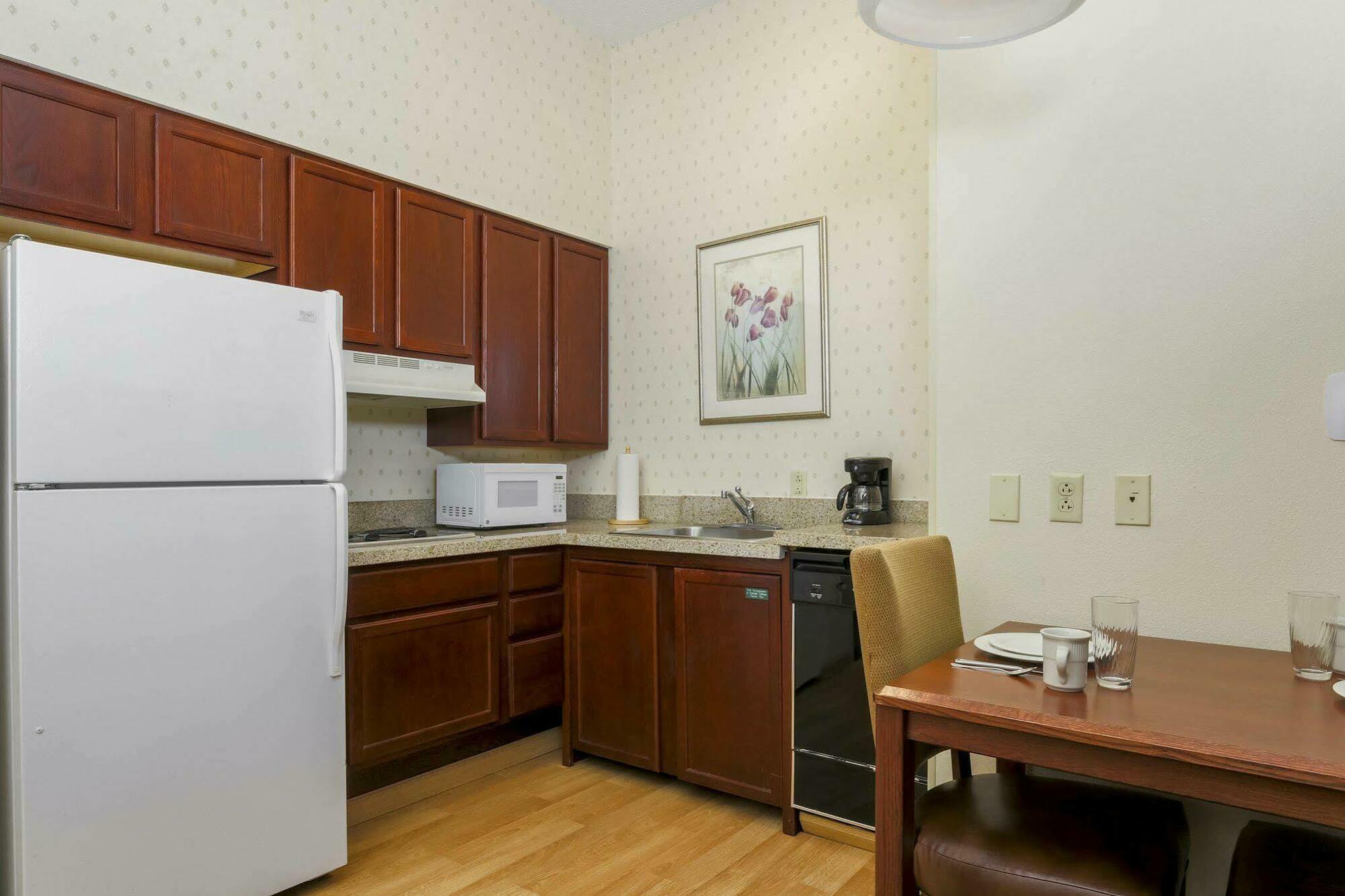 Homewood Suites By Hilton Erie Kearsarge Eksteriør billede